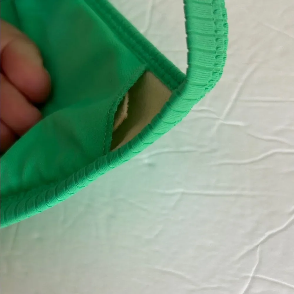 L.A. HEARTS By Pacsun Size Medium Eco Green Icon Ribbed Triangle Bikini Top